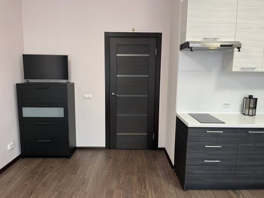 Продам однокомнатную (1-комн.) квартиру, Петровский б-р, 25, Бугры п