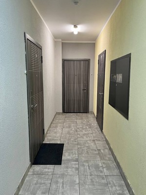 Продам однокомнатную (1-комн.) квартиру, Петровский б-р, 25, Бугры п