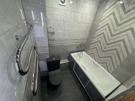 Продам однокомнатную (1-комн.) квартиру, Таежная ул, 10, Комсомольск-на-Амуре г