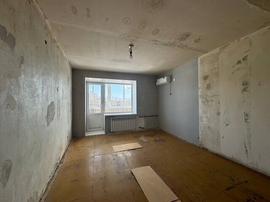 Продам однокомнатную (1-комн.) квартиру, Таежная ул, 10, Комсомольск-на-Амуре г