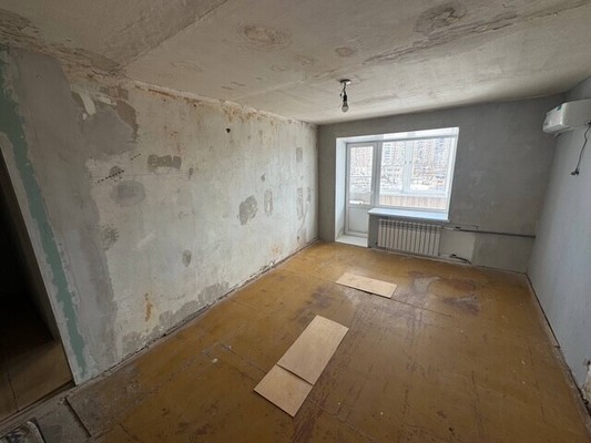 Продам однокомнатную (1-комн.) квартиру, Таежная ул, 10, Комсомольск-на-Амуре г