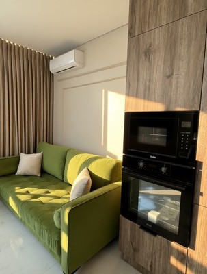 Продам двухкомнатную (2-комн.) квартиру, Старокубанская ул, 123Ак1, Краснодар г