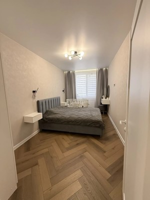 Продам двухкомнатную (2-комн.) квартиру, им. Валерия Вишневецкого ул, 11, Краснодар г