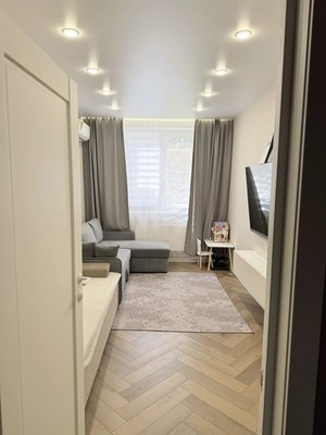 Продам двухкомнатную (2-комн.) квартиру, им. Валерия Вишневецкого ул, 11, Краснодар г