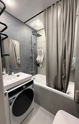 Продам двухкомнатную (2-комн.) квартиру, им. Валерия Вишневецкого ул, 11, Краснодар г