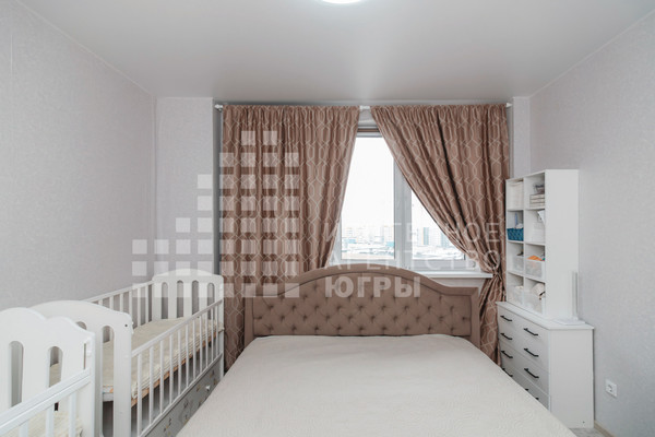 Продам двухкомнатную (2-комн.) квартиру, Анны Коньковой ул, 16, Ханты-Мансийск г