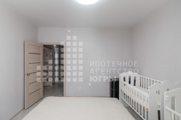 Продам двухкомнатную (2-комн.) квартиру, Анны Коньковой ул, 16, Ханты-Мансийск г