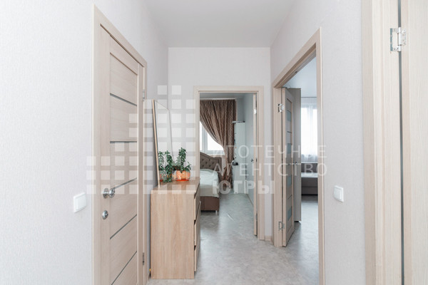 Продам двухкомнатную (2-комн.) квартиру, Анны Коньковой ул, 16, Ханты-Мансийск г