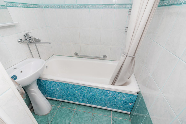 Продам двухкомнатную (2-комн.) квартиру, Свободы ул, 61, Ханты-Мансийск г