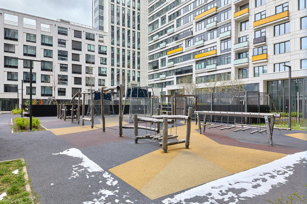 Продам трехкомнатную (3-комн.) квартиру, Шмитовский проезд, 39к2, Москва г