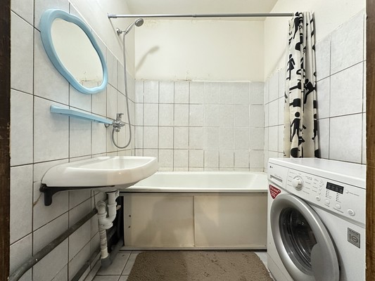 Продам однокомнатную (1-комн.) квартиру, Плеханова ул, 29к2, Москва г