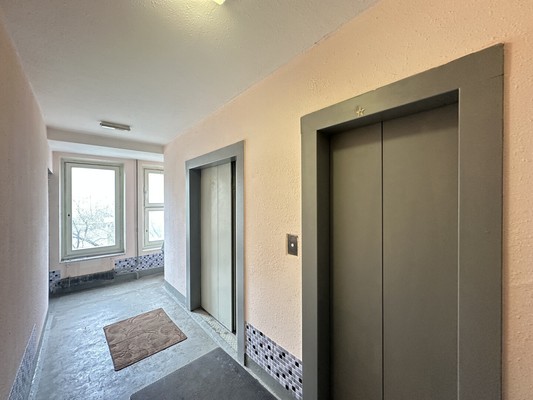 Продам однокомнатную (1-комн.) квартиру, Плеханова ул, 29к2, Москва г