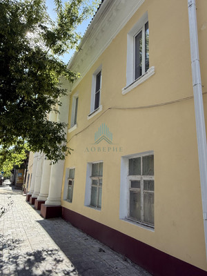 Продам трехкомнатную (3-комн.) квартиру, Советская ул, 30, Астрахань г