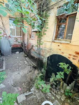 Продам трехкомнатную (3-комн.) квартиру, Советская ул, 30, Астрахань г
