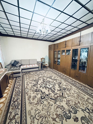 Продам трехкомнатную (3-комн.) квартиру, Советская ул, 30, Астрахань г