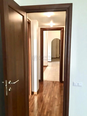 Продам трехкомнатную (3-комн.) квартиру, Мишина ул, 26, Москва г