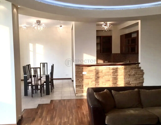 Продам трехкомнатную (3-комн.) квартиру, Мишина ул, 26, Москва г