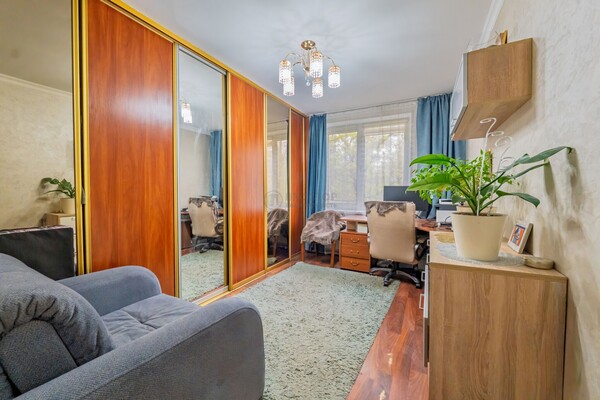 Продам двухкомнатную (2-комн.) квартиру, Грайвороновская ул, 20, Москва г