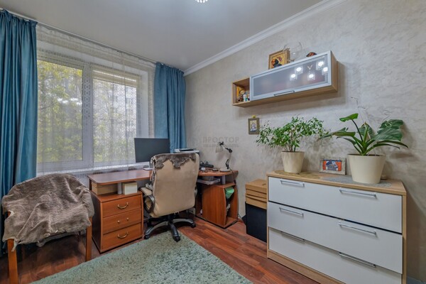 Продам двухкомнатную (2-комн.) квартиру, Грайвороновская ул, 20, Москва г