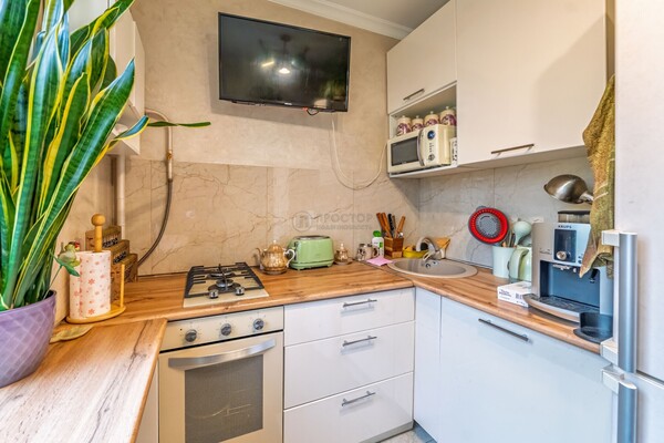 Продам двухкомнатную (2-комн.) квартиру, Грайвороновская ул, 20, Москва г