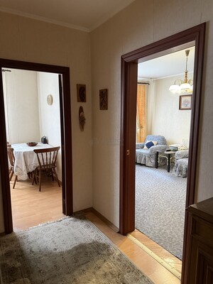 Продам однокомнатную (1-комн.) квартиру, Профсоюзная ул, 136к1, Москва г