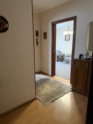 Продам однокомнатную (1-комн.) квартиру, Профсоюзная ул, 136к1, Москва г