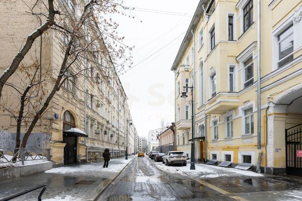 Продам офисное помещение 2 110 м2, Устье С и Ко снт, Дубна г