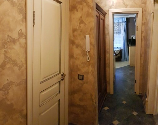 Продам однокомнатную (1-комн.) квартиру, 60 лет Победы ул, 8, Октябрьский рп
