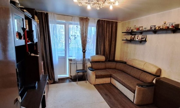 Продам двухкомнатную (2-комн.) квартиру, Старых Большевиков ул, 94, Воронеж г