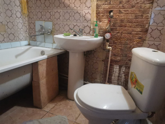 Продам трехкомнатную (3-комн.) квартиру, Ленина пр-кт, 44к5, Ростов-на-Дону г