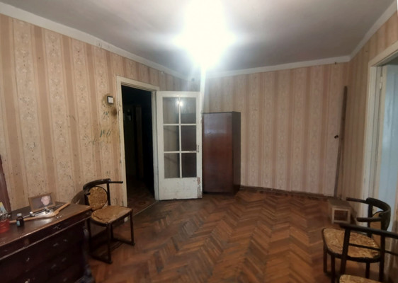 Продам трехкомнатную (3-комн.) квартиру, Ленина пр-кт, 44к5, Ростов-на-Дону г
