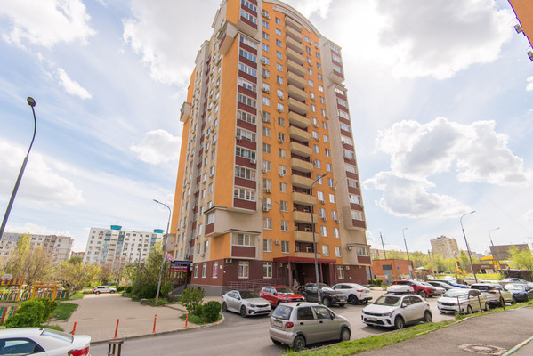 Продам двухкомнатную (2-комн.) квартиру, Орбитальная ул, 13, Ростов-на-Дону г
