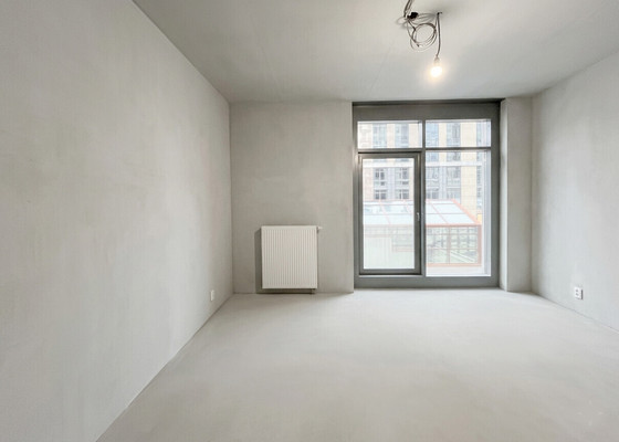 Продам трехкомнатную (3-комн.) квартиру, Типанова ул, 22, Санкт-Петербург г