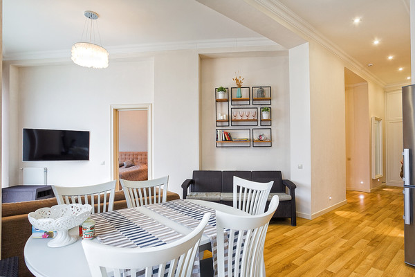 Продам трехкомнатную (3-комн.) квартиру, Васильченко ул, 6в, Партенит пгт