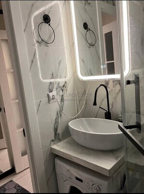 Продам однокомнатную (1-комн.) квартиру, Рязанский пр-кт, 2/2к2, Москва г