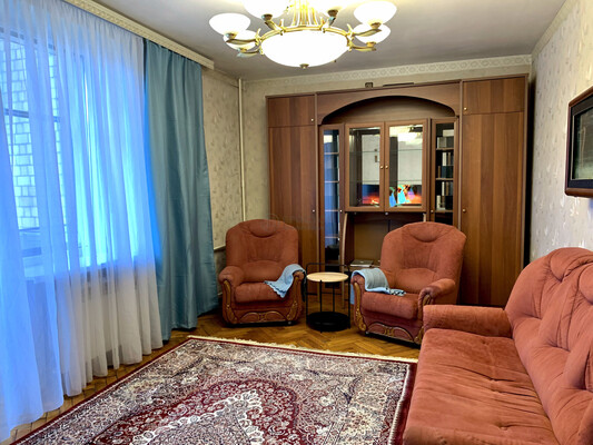 Продам трехкомнатную (3-комн.) квартиру, Бутырская ул, 9к1, Москва г