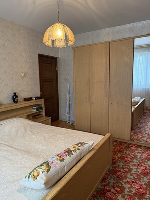 Продам трехкомнатную (3-комн.) квартиру, Профсоюзная ул, 136к1, Москва г