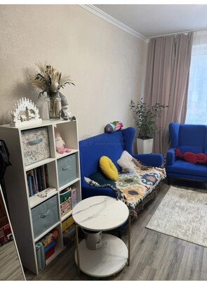 Продам многокомнатную квартиру, Шокальского проезд, 27к1, Москва г