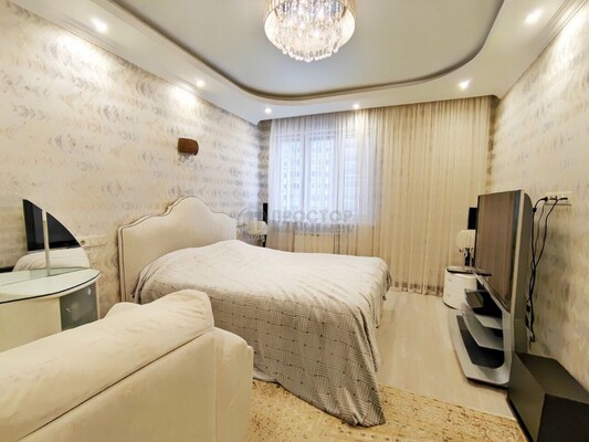 Продам двухкомнатную (2-комн.) квартиру, Заводская ул, 18к2, Нахабино рп