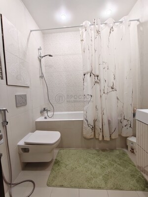 Продам двухкомнатную (2-комн.) квартиру, Заводская ул, 18к2, Нахабино рп