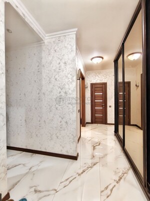 Продам двухкомнатную (2-комн.) квартиру, Заводская ул, 18к2, Нахабино рп