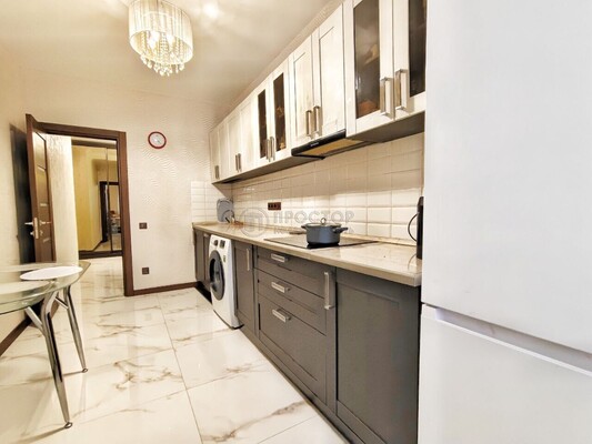 Продам двухкомнатную (2-комн.) квартиру, Заводская ул, 18к2, Нахабино рп