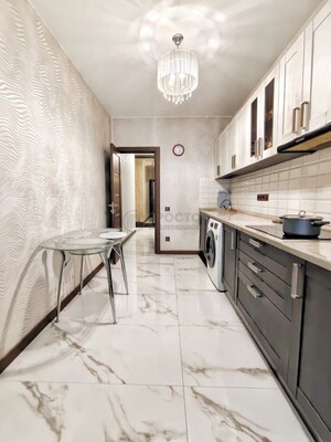 Продам двухкомнатную (2-комн.) квартиру, Заводская ул, 18к2, Нахабино рп