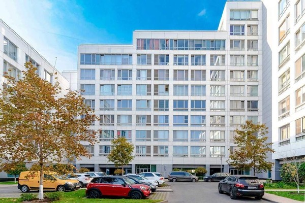 Продам многокомнатную квартиру, Усачёва ул, 2к3, Москва г