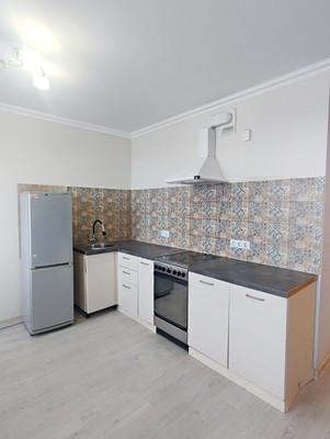 Продам однокомнатную (1-комн.) квартиру, Западный проезд, 14, имени Свердлова гп
