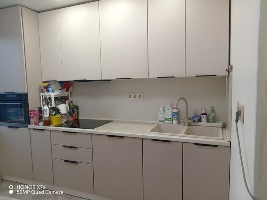 Продам трехкомнатную (3-комн.) квартиру, Адоратского ул, 27ка, Казань г