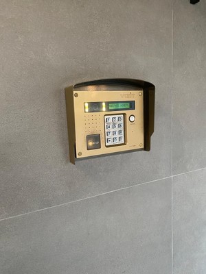 Продам однокомнатную (1-комн.) квартиру, Ярышлар ул, 2, Казань г