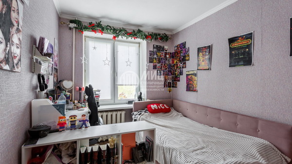Продам двухкомнатную (2-комн.) квартиру, 16-я Парковая ул, 27, Москва г