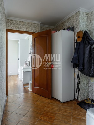 Продам двухкомнатную (2-комн.) квартиру, 16-я Парковая ул, 27, Москва г