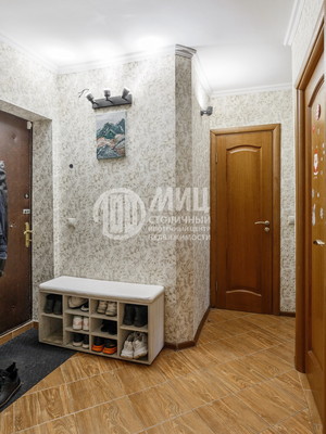 Продам двухкомнатную (2-комн.) квартиру, 16-я Парковая ул, 27, Москва г
